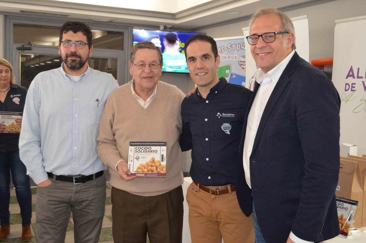 El Cocido Solidario del Recoletas Atlético Valladolid y Alimentos de Valladolid recauda 1.500 euros para la lucha contra el cáncer | Galería 9 / 20