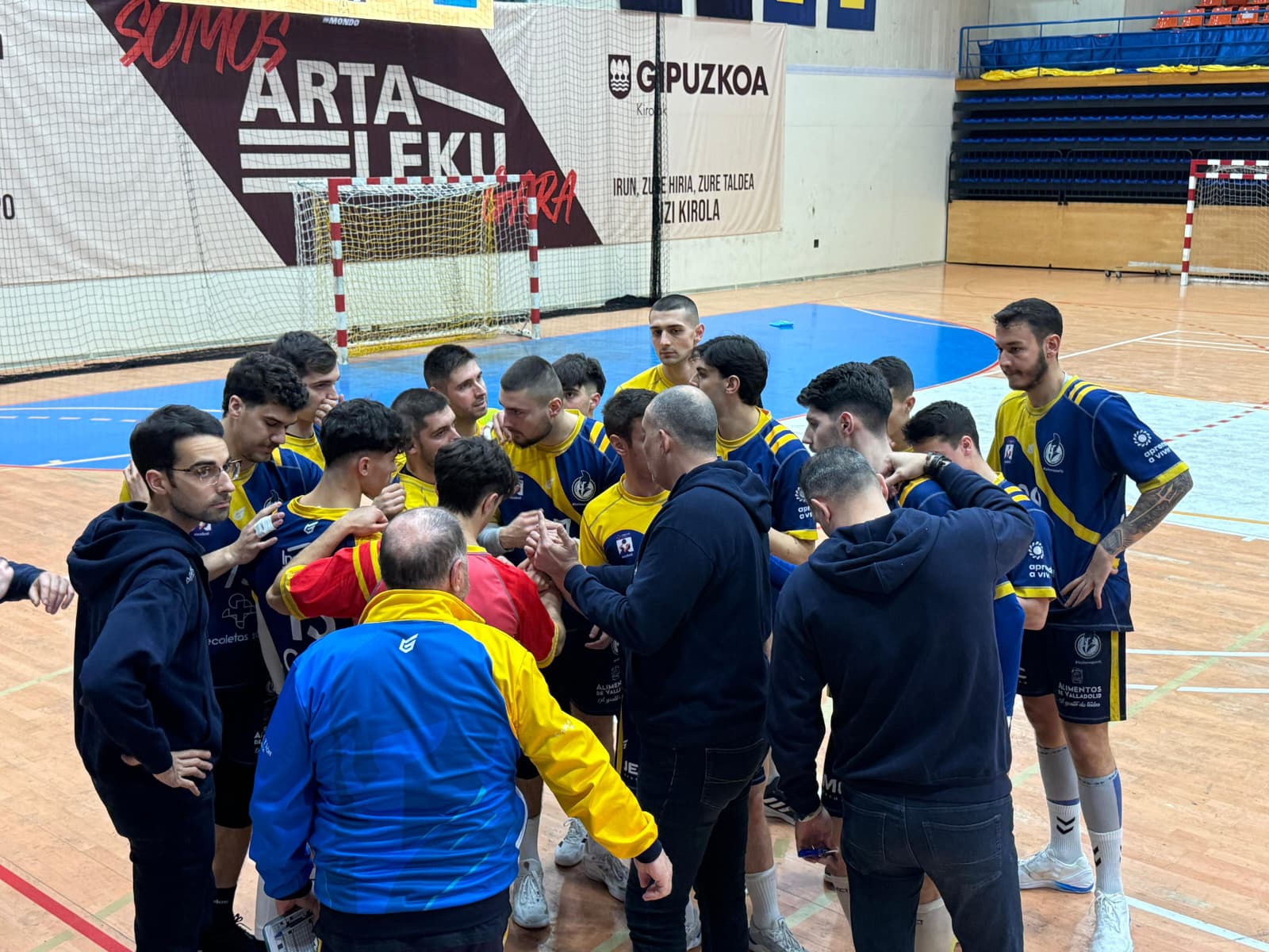 El Recoletas ofrece sensaciones positivas en Artaleku (33-29)