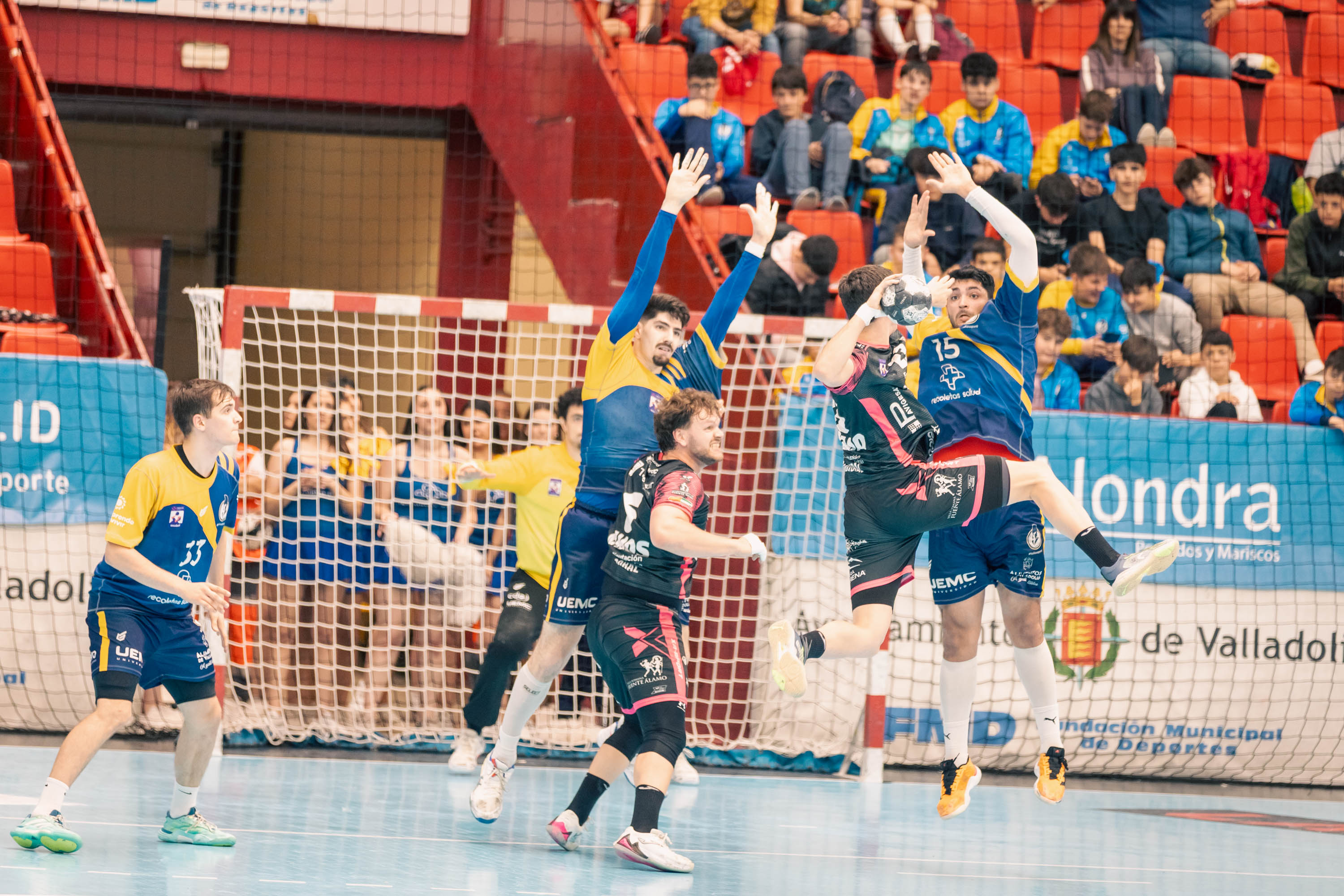 Bar y Gedo jugadores del Recoletas en la ventana de selecciones de mayo